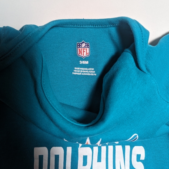 NFL Miami Dolphins 3-6M Onesie - Picture 3 of 4